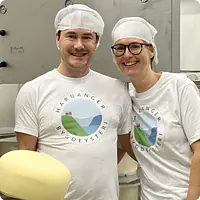 Torkel og Ingvild ystar.